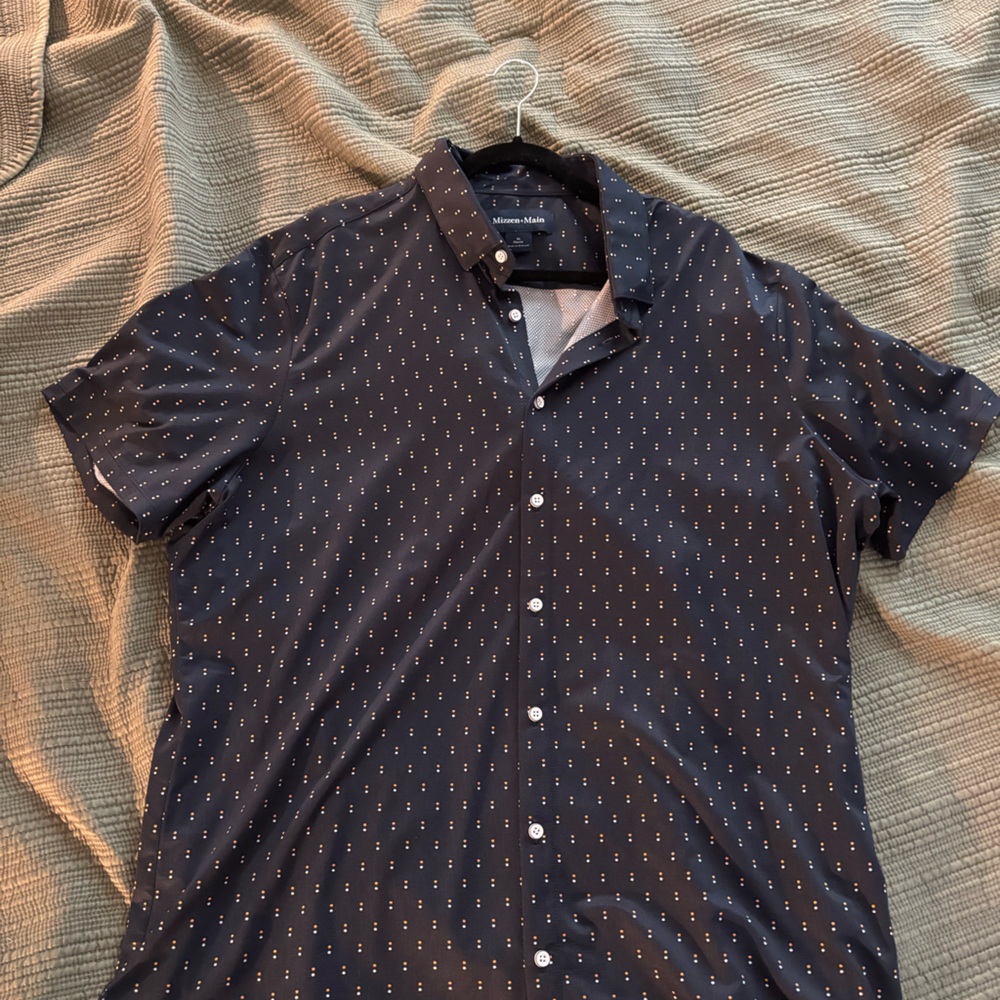 Mizzen & Main XL Short Sleeve Button Up
